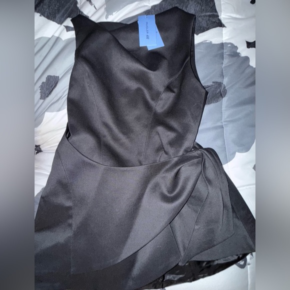 BNWT H&M Mugler wool draped dress size L - Picture 6 of 8